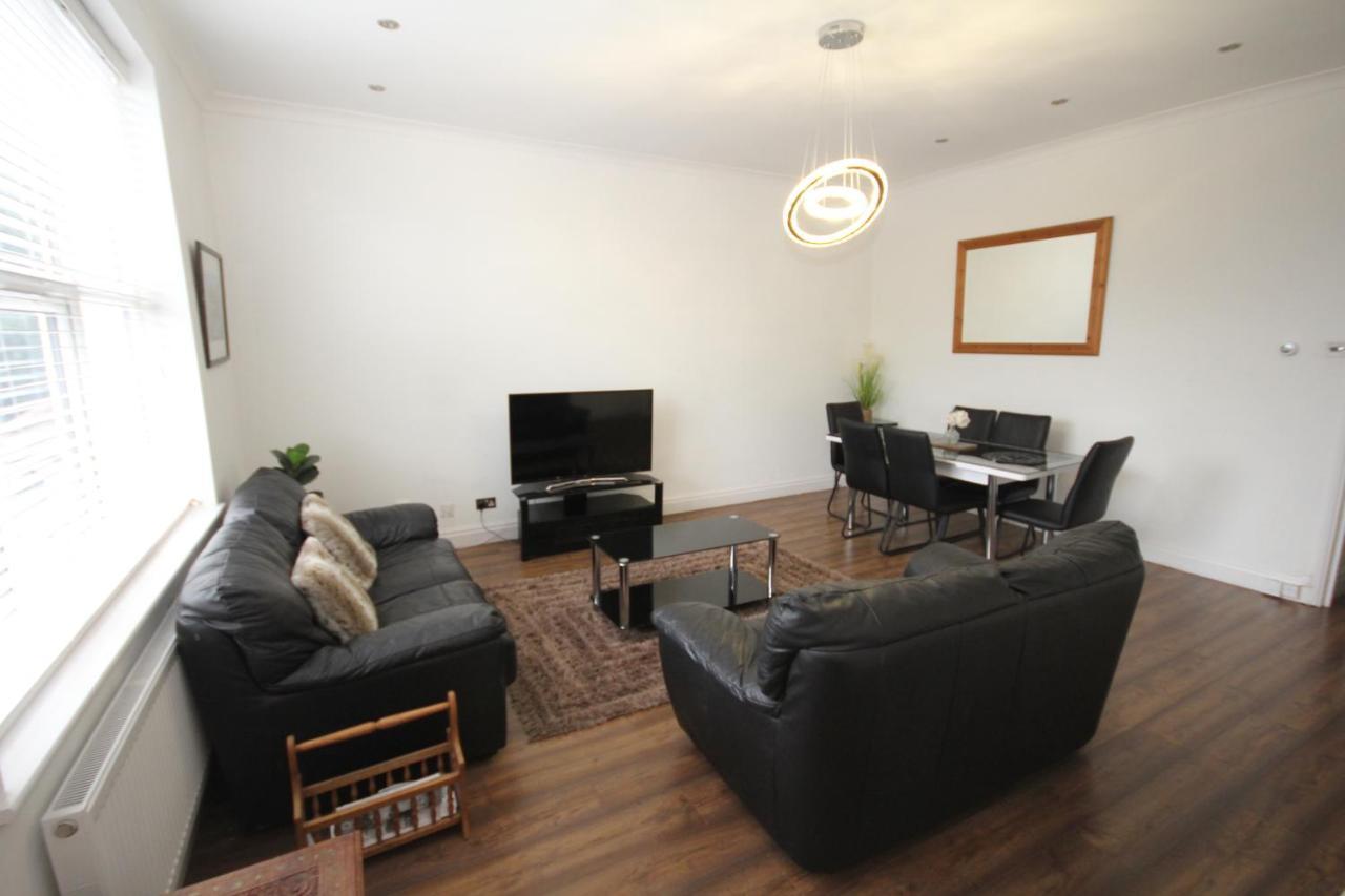 Great West Road Apartments Flat C Лондон Екстер'єр фото